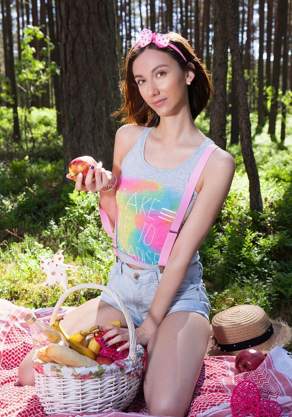 Уля, 24 года, 8 размер груди